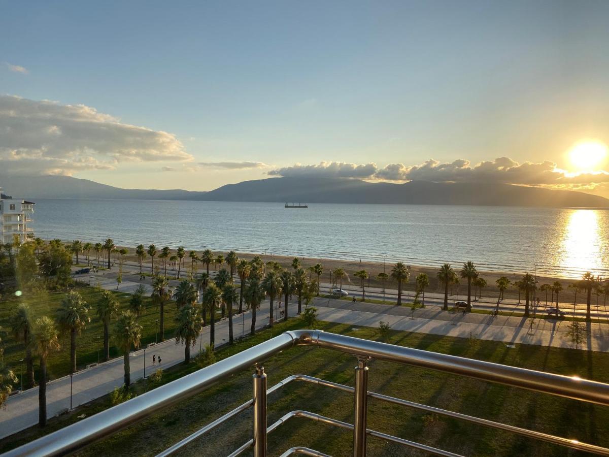 Sea Side Apartment Vlore Exterior photo