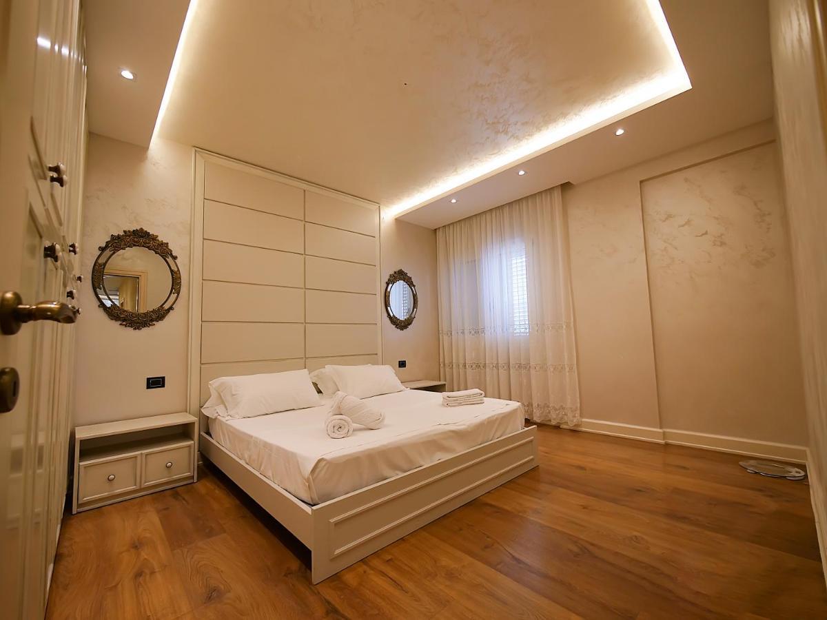 Sea Side Apartment Vlore Exterior photo