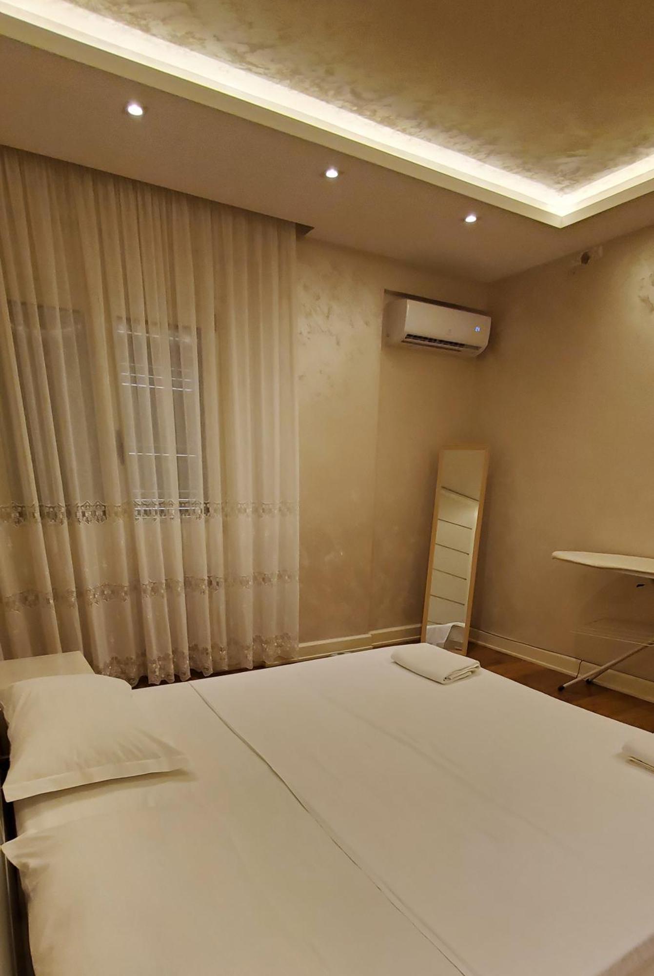 Sea Side Apartment Vlore Exterior photo