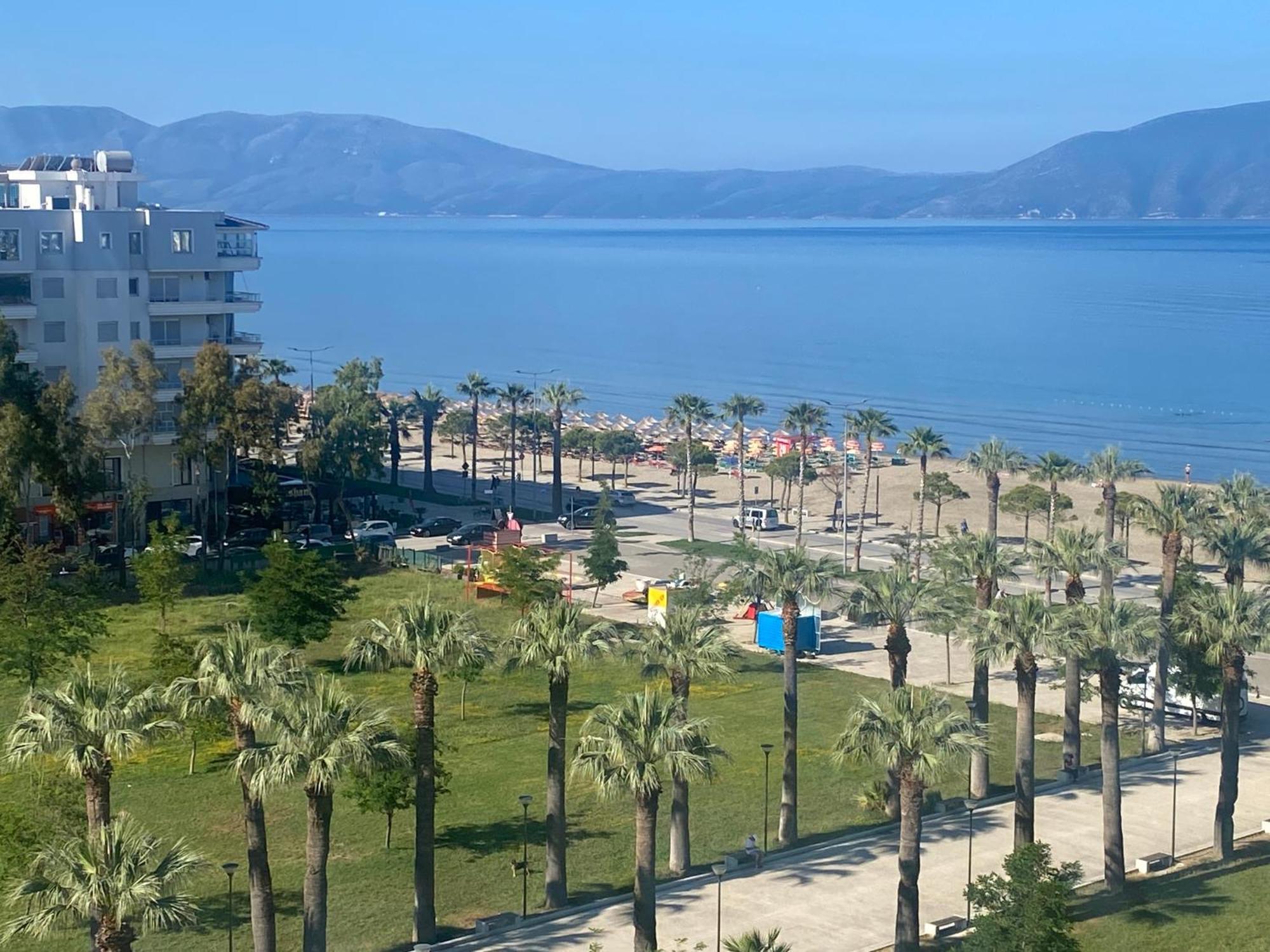 Sea Side Apartment Vlore Exterior photo