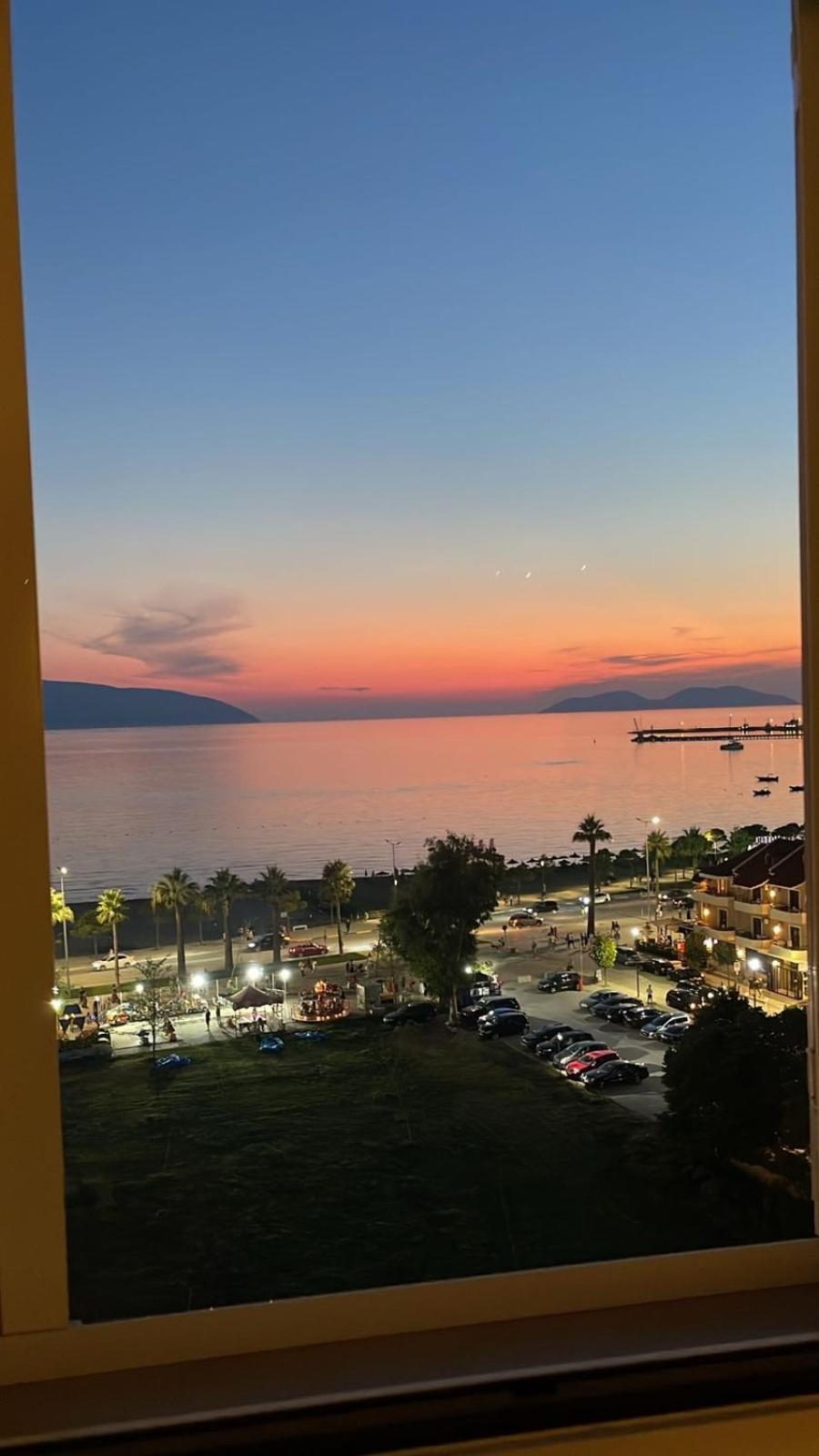 Sea Side Apartment Vlore Exterior photo